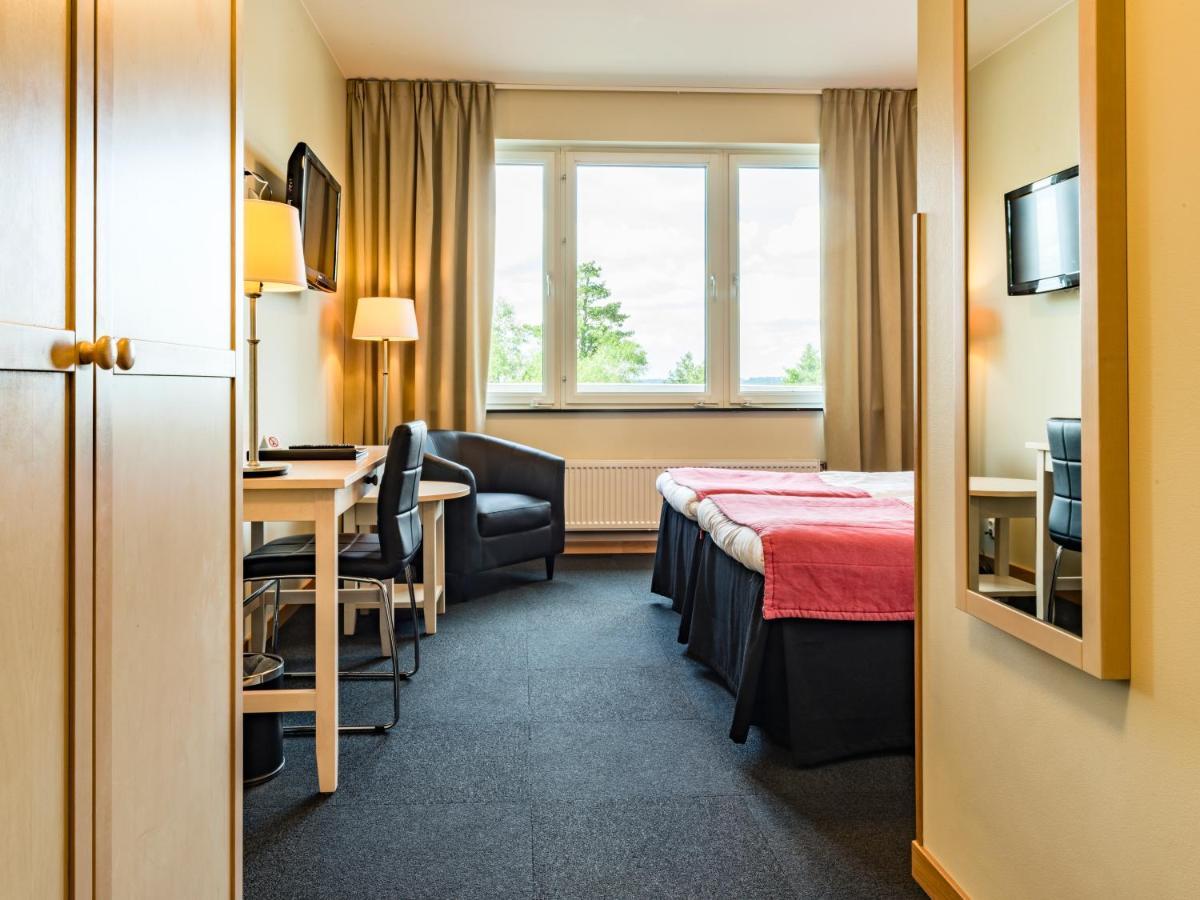 Ringsjoestrand Hotel Horby Экстерьер фото